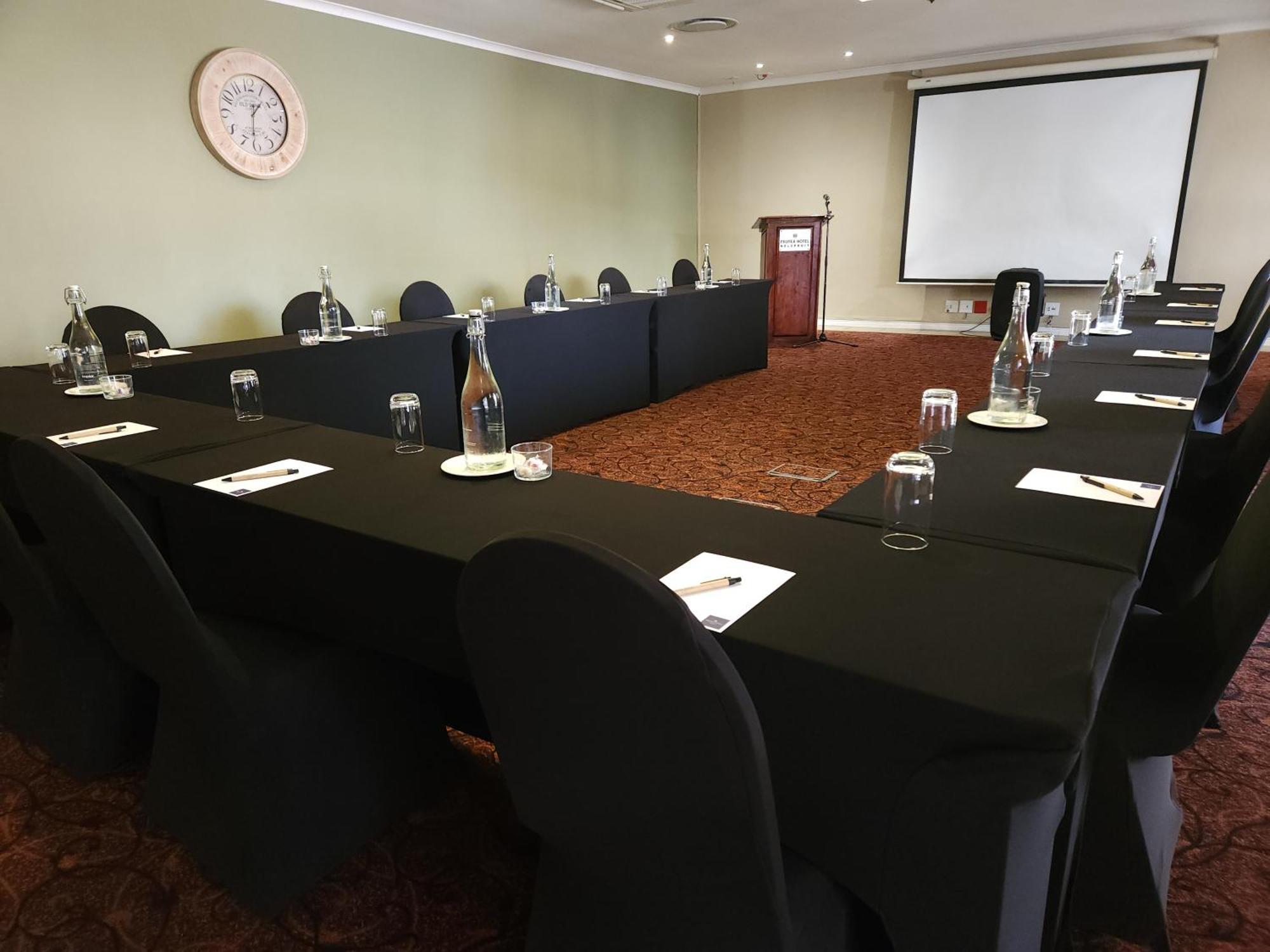 Protea Hotel By Marriott Nelspruit Mbombela Exterior foto