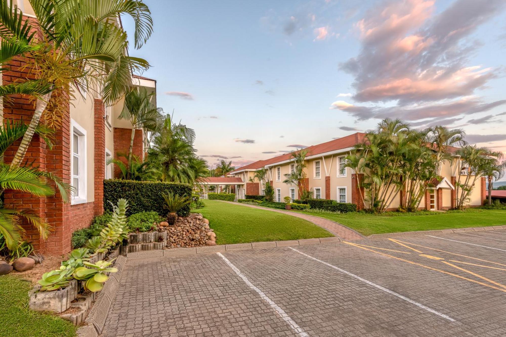 Protea Hotel By Marriott Nelspruit Mbombela Exterior foto